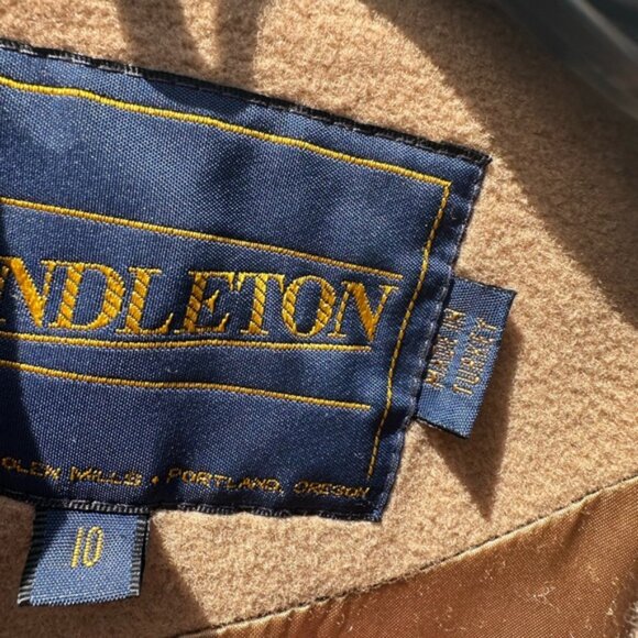 Pendleton long coat - Picture 3 of 16